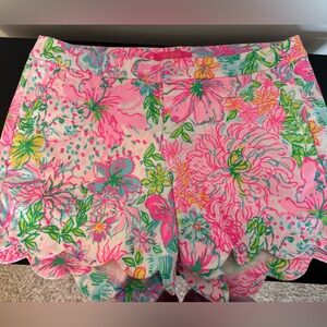 Lilly Pulitzer buttercup short - never worn